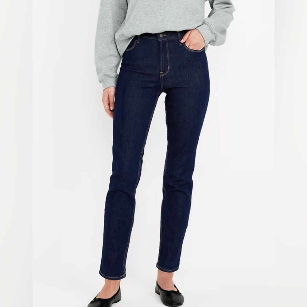 High-waisted WOW Straight Ankle Jeans